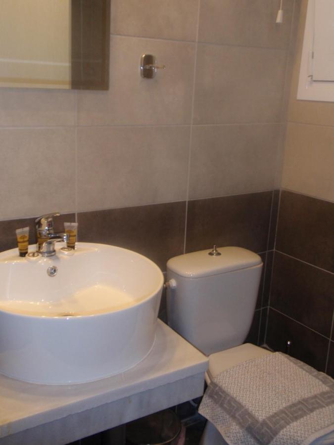 Hotel Banbus Loutra Edipsou  Luaran gambar