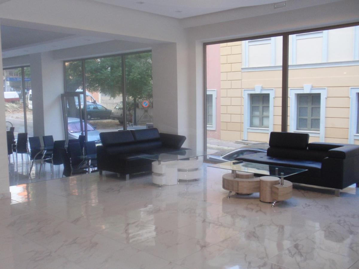 Hotel Banbus Loutra Edipsou  Luaran gambar