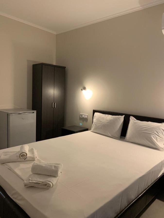 Hotel Banbus Loutra Edipsou  Luaran gambar