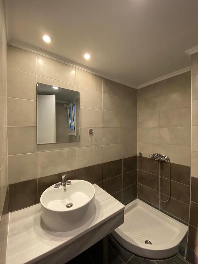 Hotel Banbus Loutra Edipsou  Luaran gambar