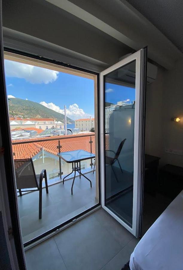 Hotel Banbus Loutra Edipsou  Luaran gambar