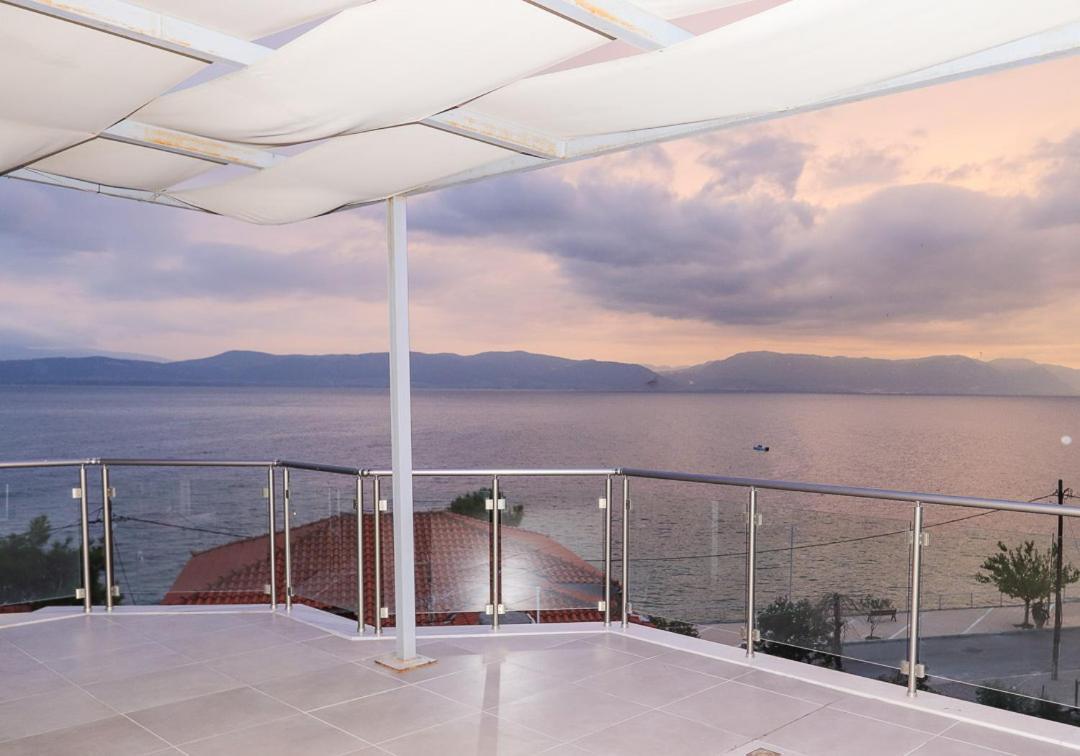Hotel Banbus Loutra Edipsou  Luaran gambar