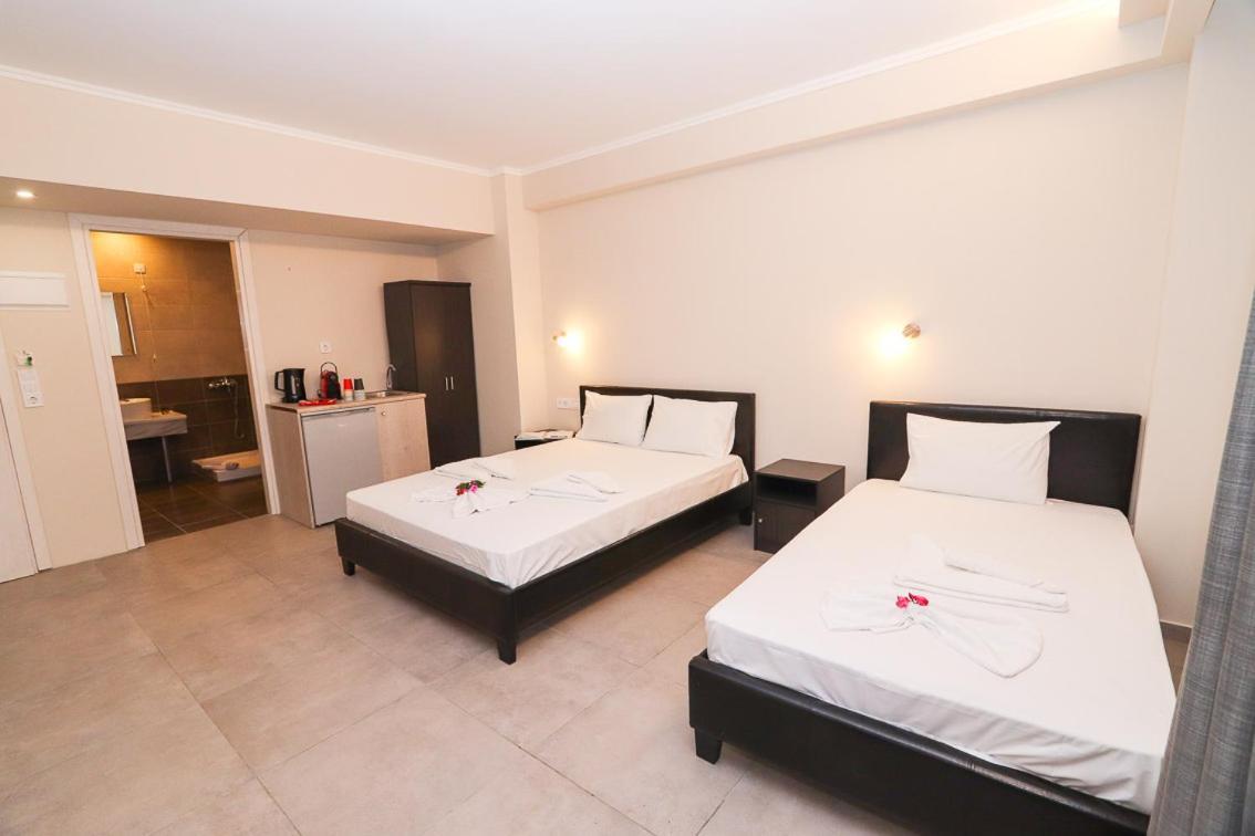 Hotel Banbus Loutra Edipsou  Luaran gambar